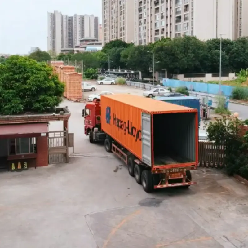Roll‑packed mattresses container loading
