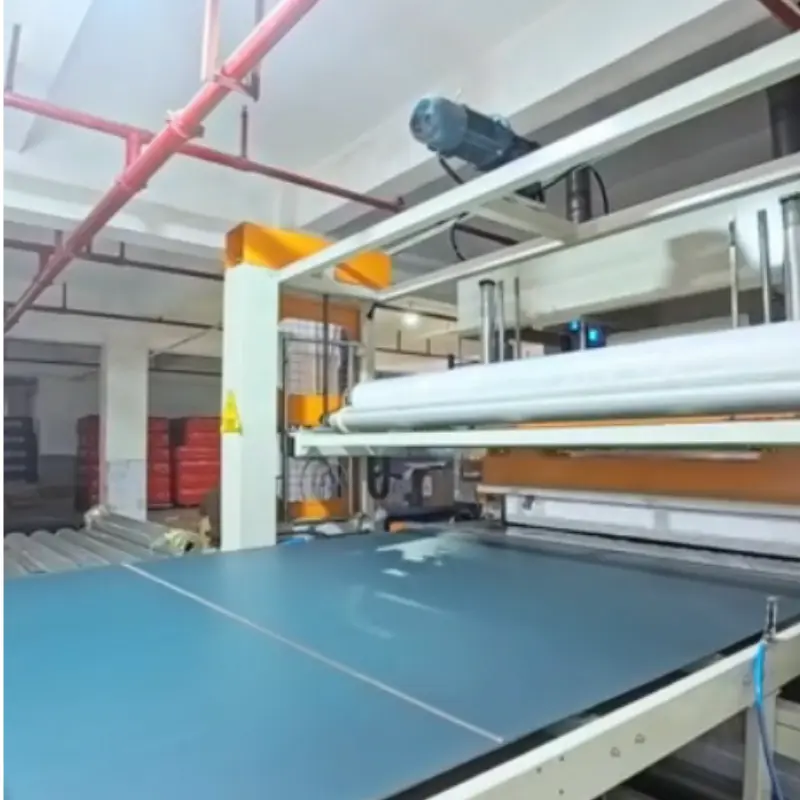 Space-saving mattresses for cost-effective global shipping